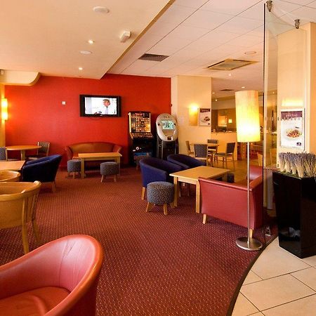 Premier Inn West Bromwich Central Exterior foto