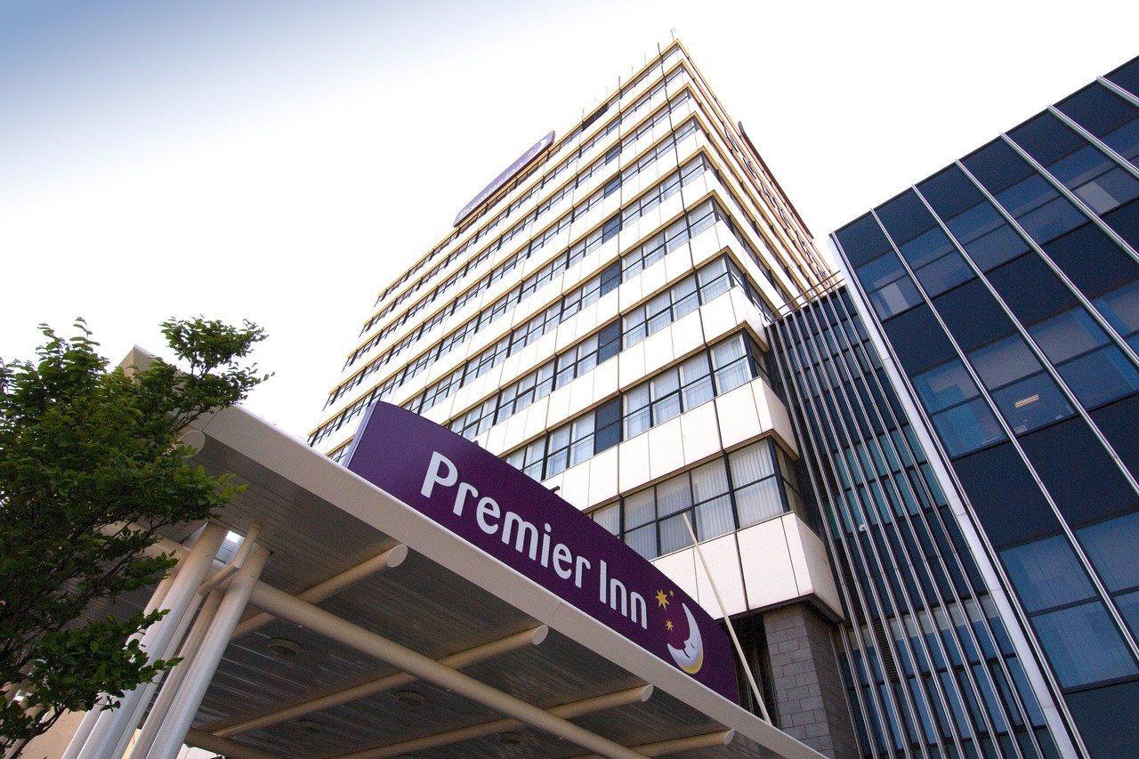 Premier Inn West Bromwich Central Exterior foto